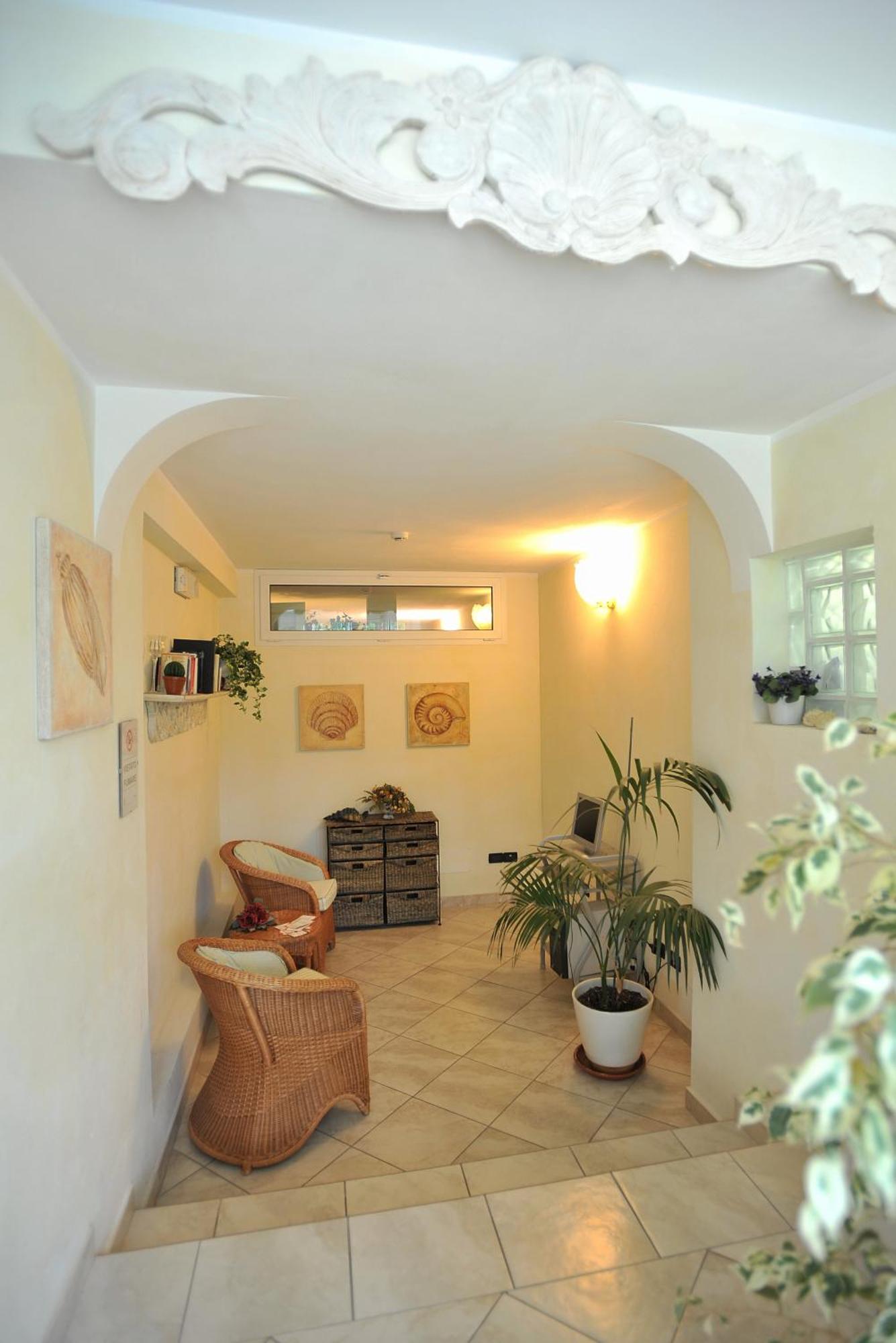 Hotel Riviera Blu Tirrenia Buitenkant foto